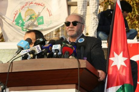 Click on image to see full-sized version Galloway addresses the crowd in Amman