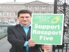 Eamon Ryan TD at a Shell to Sea protest at Leinster House on January 31, 2006