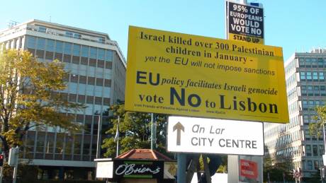 Click on image to see full-sized version Erecting the orginal IFPAL sign